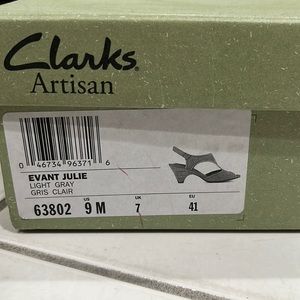 Clarks Evant Julie heel sandals